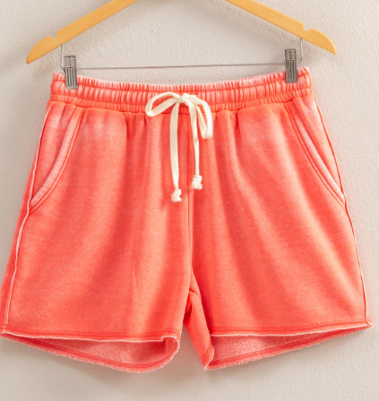 Shorts in CORAL 915