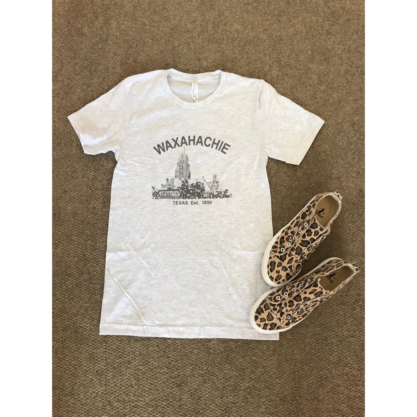 WAXAHACHIE SHORT SLEEVE TEE